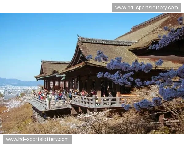 古都风韵与现代脉搏：京都与町田的对话